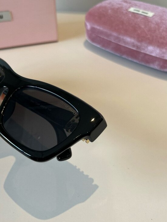 ?️Miu Miu?️Y2K sunglasses main image 6